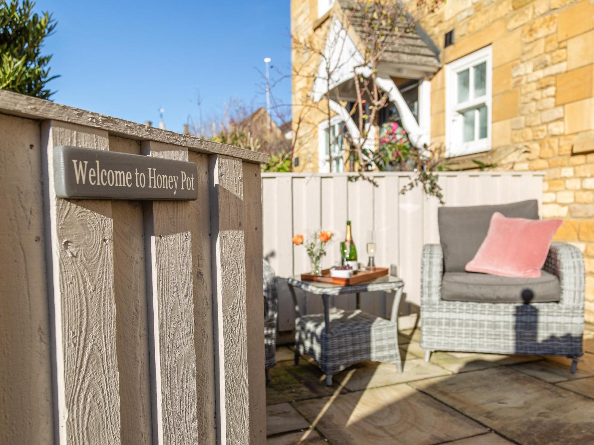 Honey Pot, Chipping Campden, Parking, Garden, Late Check-out Holiday home
